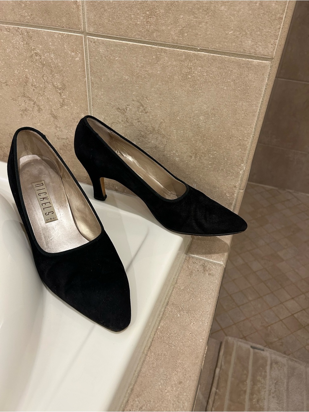 Classic Nickels Black Pointed-Toe Suede Mid-Heel Pumps